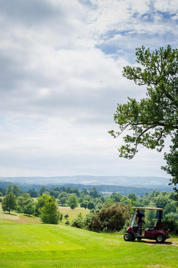 Cowdray Lodge Midhurst Bagian luar foto